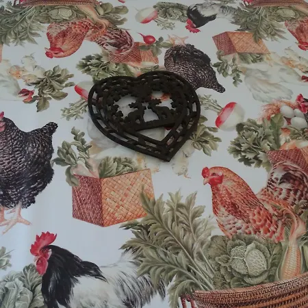 De La Mesange Semesterbostad