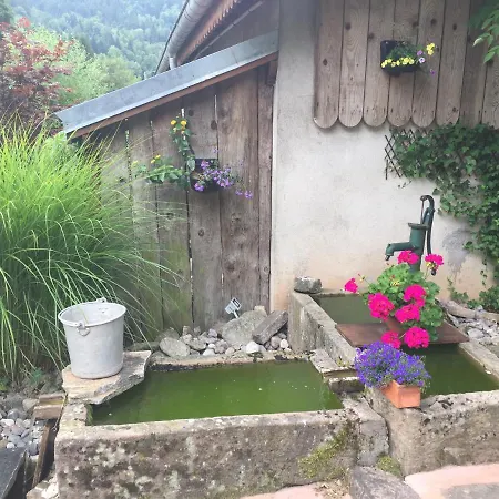 بيت للعطل De La Mesange Rochesson